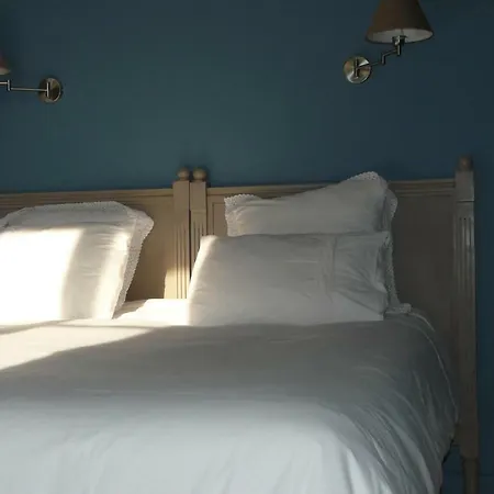 D'hotes Du Gout Et Des Couleurs B&B 그레네이