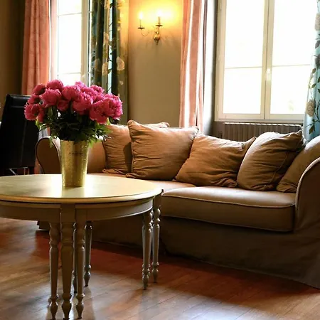 D'hotes Du Gout Et Des Couleurs Bed & Breakfast *